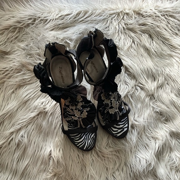 ‼️SOLD‼️ - Picture 1 of 4